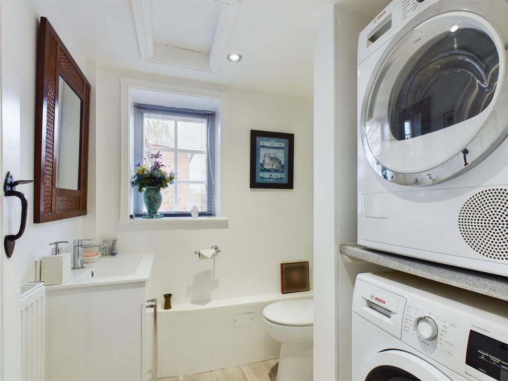 Cloak room and utility