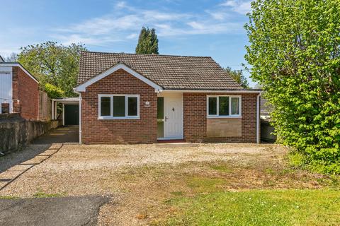 4 bedroom detached bungalow for sale, Nations Hill, Winchester, SO23