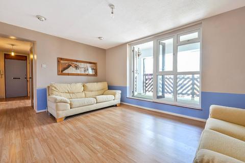 2 bedroom flat for sale, Coniston Close, Raynes Park, London, SW20