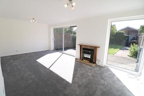 3 bedroom end of terrace house for sale, Overslade Road, Solihull B91