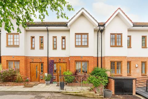 3 bedroom end of terrace house for sale, Sherlock Close, Norbury, London, SW16