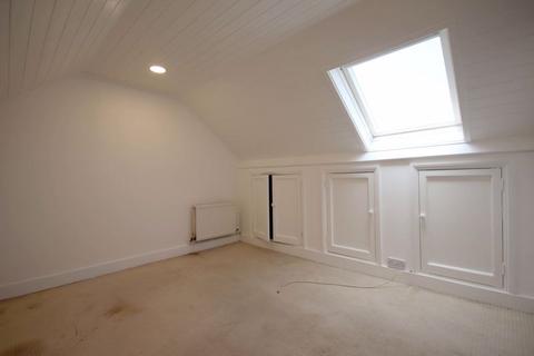 55 Dover Road, Sandwich, CT13 0BX