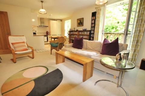 2 bedroom apartment for sale, Apartment The Old Vicarage, St. Georges Place, CT15