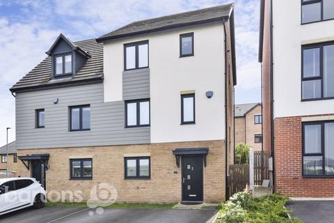 5 bedroom semi-detached house for sale, Cherry Wood Way, Waverley