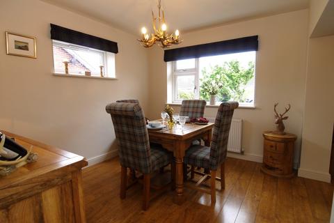 69 All Hallowes Drive, Tickhill, Doncaster, DN11 9JS