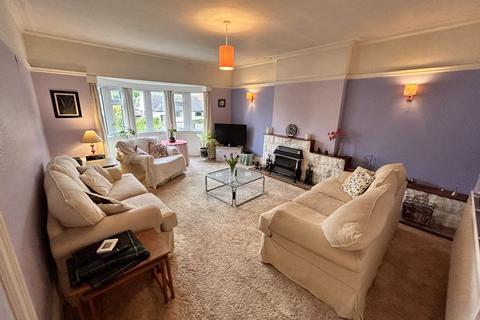 4 bedroom apartment for sale, Brompton Avenue, Colwyn Bay