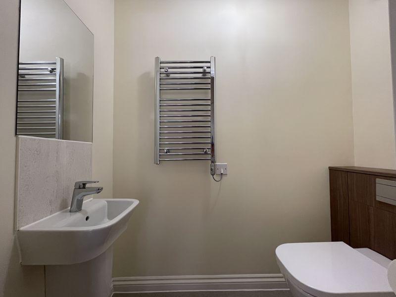 Cloakroom / WC