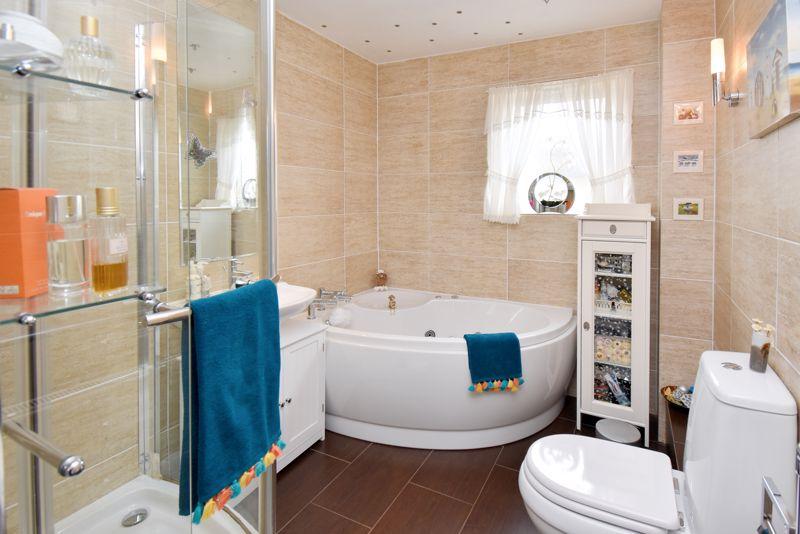 Upstairs Bathroom