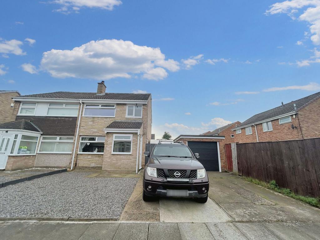 Elgin Road, Thornaby... 3 bed semidetached house for sale £140,000
