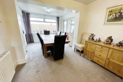 4 bedroom detached house for sale, Northleach Close, Bury