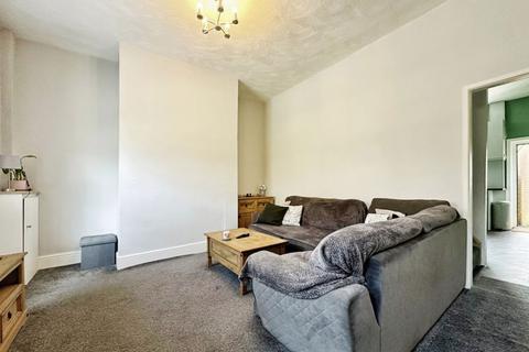 2 bedroom terraced house for sale, Hall Street, Bury