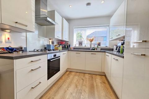 undefined, Ocean Road, Lee-On-The-Solent, PO13