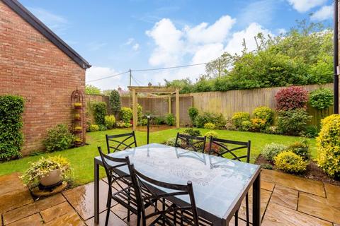 5 bedroom detached house for sale, Merlin Close, Banbury - No onward chain