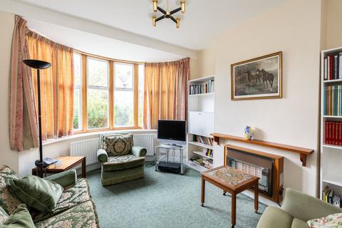 59 Parkway, Dorking, RH4 1ET