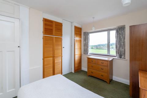 59 Parkway, Dorking, RH4 1ET