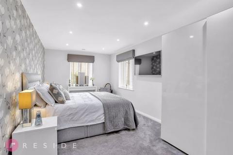 2 bedroom apartment for sale, Butterworth Grange, Rochdale OL11