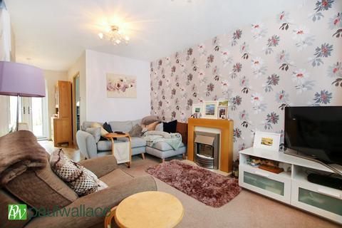 2 bedroom terraced house for sale, Rochford Close, Turnford