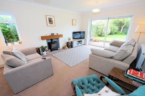 4 bedroom detached house for sale, The Avenue, Backwell BS48