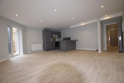 2 bedroom apartment to rent, Hempstead Road, Uckfield