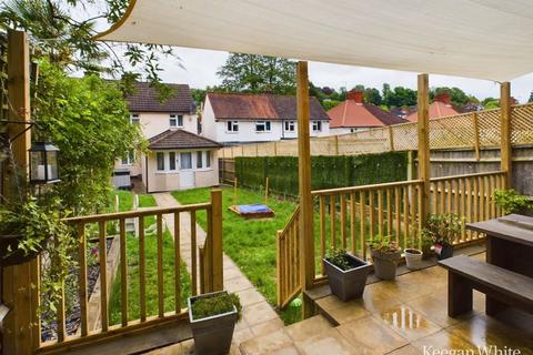 102 Bowerdean Road, High Wycombe, HP13 6AZ