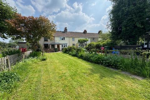 7 Blands Row, Pilning, Bristol, BS35 4NF