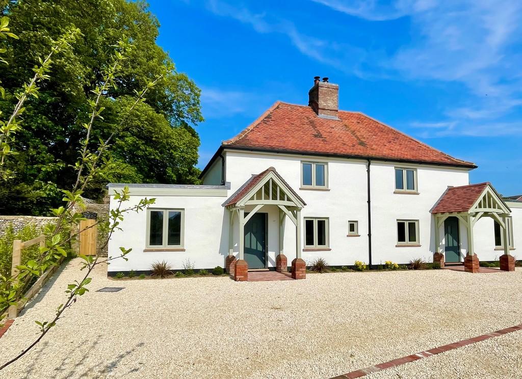 5 Courtwick Park Cottages Front 1