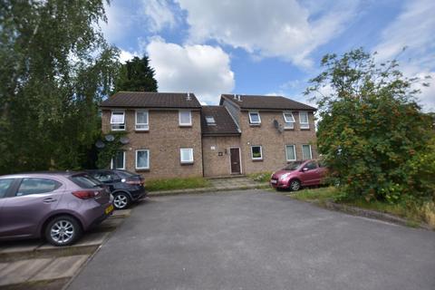 Studio to rent, Cotswold Court, Nottingham