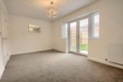 3 bedroom semi-detached house to rent, The Firs, Stokesley