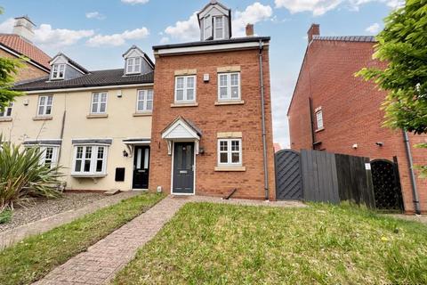 3 bedroom end of terrace house for sale, Pools Brook Park, Kingswood, HU7