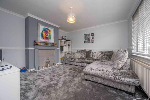 3 bedroom semi-detached house for sale, Broadlands, Desborough, NN14