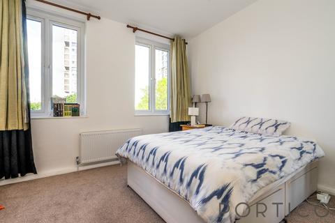 2 bedroom apartment to rent, Sunbury Lane, Battersea