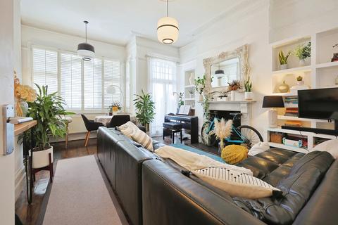 1 bedroom flat to rent, Fulham Road