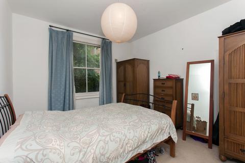 1 bedroom flat to rent, Dinsmore Road