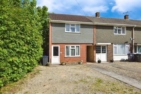 2 bedroom end of terrace house for sale, Essex Square, Salisbury                                                                             *VIDEO TOUR*