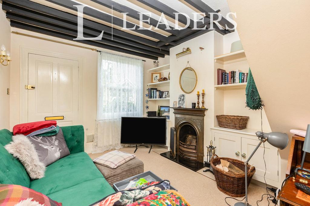 High Street, Kemsing, TN15 2 bed cottage £1,450 pcm (£335 pw)