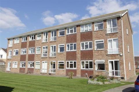 1 bedroom apartment to rent, Barton On Sea, New Milton, BH25