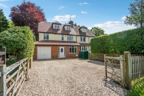 4 bedroom semi-detached house for sale, Rayners Avenue, Loudwater, High Wycombe, HP10