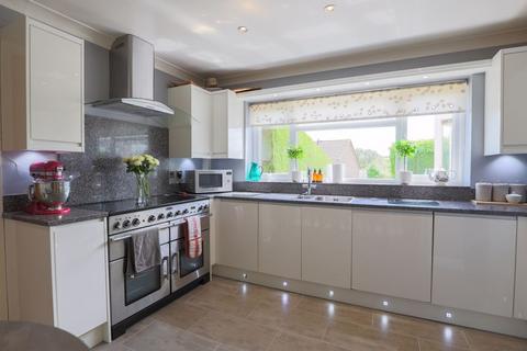 4 bedroom detached house for sale, Well Close, Long Ashton