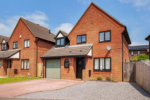 4 bedroom detached house to rent, Knollys Close, Abingdon OX14