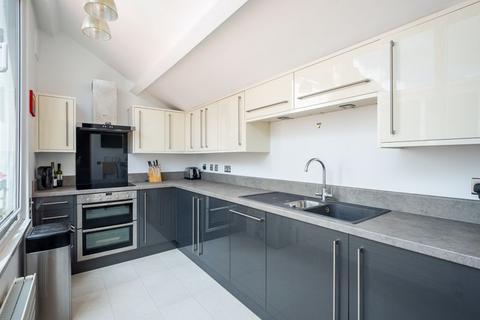 2 bedroom penthouse for sale, The Avenue, Sneyd Park, Bristol, BS9 1PE