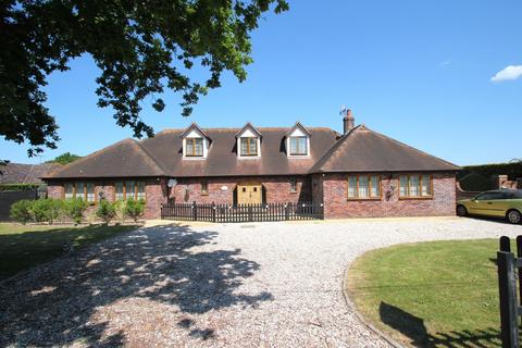 Pilgrims Place Barnhall Road, Tolleshunt Knights, Maldon, CM9 8HA