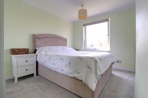 9 Pike Close, Stafford, ST16 3QJ