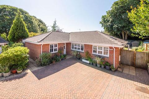 3 bedroom detached bungalow for sale, Poplar Grove, Oxford OX1
