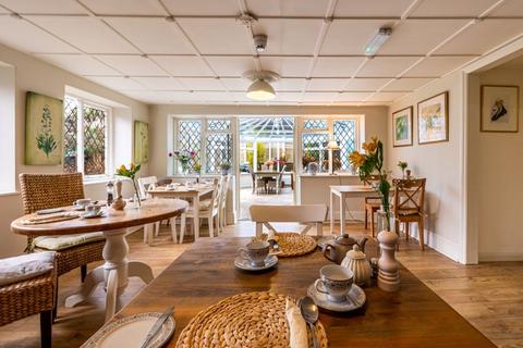 undefined, Seymour Place, Totnes TQ9