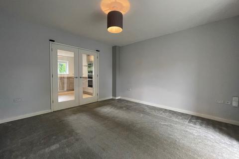 3 bedroom end of terrace house to rent, Thackerays Lane, Woodthorpe, Nottingham, NG5 4JD