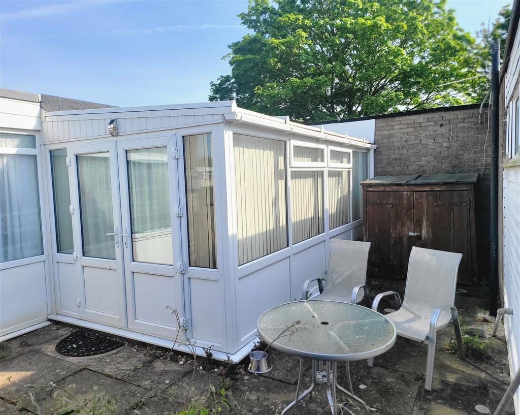 St. Leonards Drive, Skegness PE24 2 bed chalet for sale £24,000