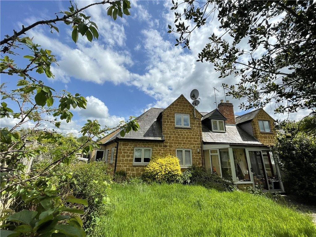 Kings Sutton, Kings Sutton OX17 3 bed semidetached house for sale £