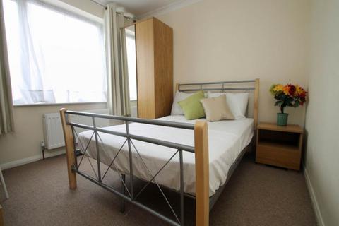 1 bedroom in a house share to rent, Keyworth Mews, Canterbury, Kent