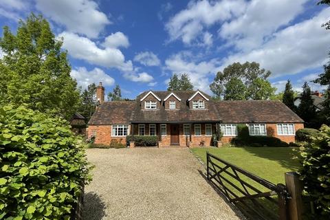 5 bedroom detached house for sale, SHURLOCK ROW RG10