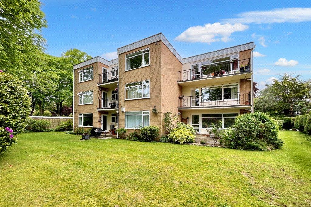 Portarlington Road, Bournemouth, BH4 2 bed apartment for sale £300,000